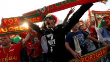 Португалия с кошмарна серия срещу Франция