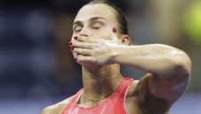 Новата №1 в света Арина Сабаленка мачка в Ню Йорк