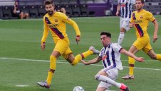 Барса доближи Реал след нова постна победа