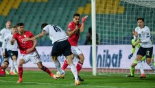 На Ботуша: Съмнителна дузпа спаси мудна Италия в България