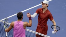 В Париж изкушават Синер и Алкарас с "1000 точки"