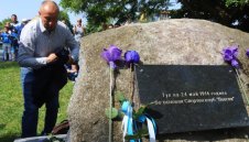 Мъри притиска шведско крило