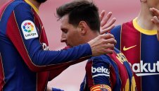 От днес Меси вече не е играч на Барса