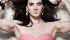 Секси Елена иска да скача в Бразилия + СНИМКИ