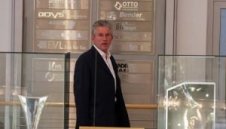 Хайнкес отказал на Барселона