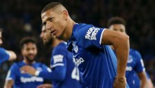 Официално: Евертън преподписа с голямата си звезда