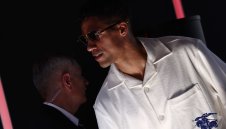 Падение: Световният шампион Варан подписва с Комо