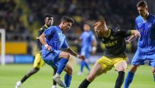 Ботев Пд напира за ас на Левски