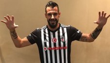 Валенсия прати Негредо в Бешикташ