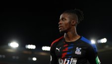 Сагата със Заха отново започна, От Палас го обявиха за непродаваем