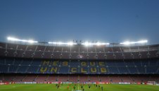 Двубоят Джошуа - Паркър може да се проведе на "Камп Ноу"