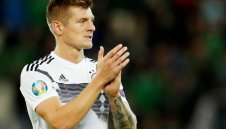 Тони Кроос отново ще играе за Германия