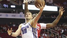 Сакраменто шокира Хюстън, НБА също разочарова Ракетите