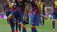 Неймар към шефовете на Барса: Дайте нов договор на Алвеш!