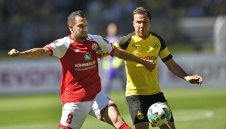 Майнц се подигра с Дортмунд и оцеля