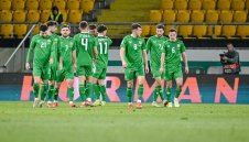 Големи беди за Ейре! Ирландците капят като круши преди реванша с България