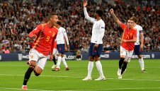 Какъв дебют за Луис Енрике! Испания обърна Англия насред "Уембли" + ВИДЕО