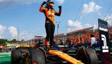 Макларън даде нов договор на австралийската си звезда