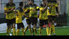 Миньор Перник победи в мач, започнал преди три седмици