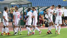 На "Армията" раздават български паспорти 