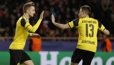 Дортмунд с фантастичен обрат над Гладбах в лудото дерби на кръга