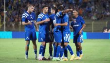 Чистка на "Герена": Левски бие шута на двама играчи