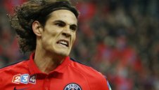 Кавани отсвири Ман Юнайтед, остава в ПСЖ