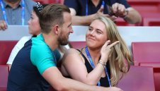 Съпругата на Кейн се оглежда за къща в Мюнхен