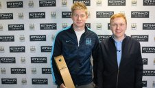 Де Бройне отвя конкуренцията за играч на месеца в Манчестър Сити