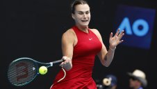 Сабаленка спечели с два "геврека", 16-годишна със сензационен обрат в Мелбърн