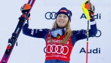 Микаела Шифрин спечели слалома в Чехия