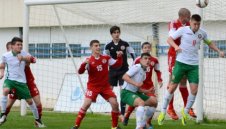 И Кун не спаси юношите от бой срещу Хърватия