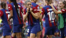 Айтана не лежи на лаврите, иска и олимпийско злато