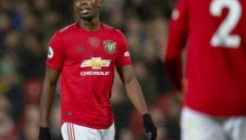 Бербатов защити Погба: Трябва да остане в Юнайтед