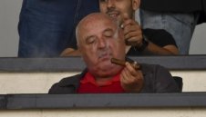 Публиката на ЦСКА харесва Гриша Ганчев и го припозна. Васил Божков няма бързо да "посинее"