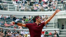 Федерер се разправи и с Гофен в Хале 