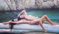 Вдъхновението на „старата госпожа“ - шеметната Лаура + ГАЛЕРИЯ