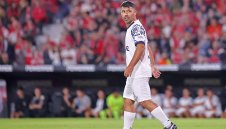 Серхио Агуеро съди Барса за 3 млн. евро