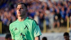 Легендарен вратар изригна: Всички спекулации от кой отбор е Светльо Вуцов приключиха!