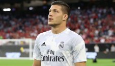 Зидан демонстрира вяра в Йович