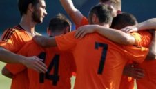 Пачки в Литекс: Кольо Гаваза вади по 10 000 лв. за бой по Лудогорец