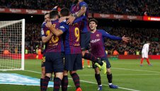 Бой до посиняване! Барса се разгневи на реванша и изрита Севиля + СНИМКИ