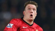 ОФИЦИАЛНО: Фил Джоунс преподписа