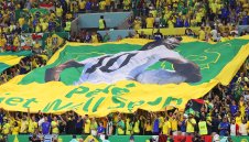 Пеле е в тежко състояние