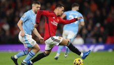 Юнайтед заменя „Фиджет спинъра“ с провал на Интер