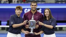 Алкарас е в темпо за най-велик в историята