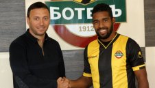 Ботев с трансферен удар, взе бивша звезда на ЦСКА