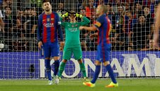 Ще излезе ли Тер Стеген като халф утре?