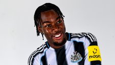 ОФИЦИАЛНО: Свраките се сдобиха с второ ново попълнение