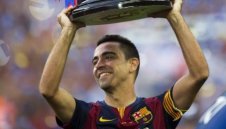 Шокиращ обрат! Катарците не пускат Шави в Барселона